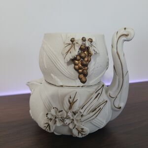 Vtg Arnart Bisque Stacking Teapot Gold Grapes Leaves Ribbon Trim #7231 B44A